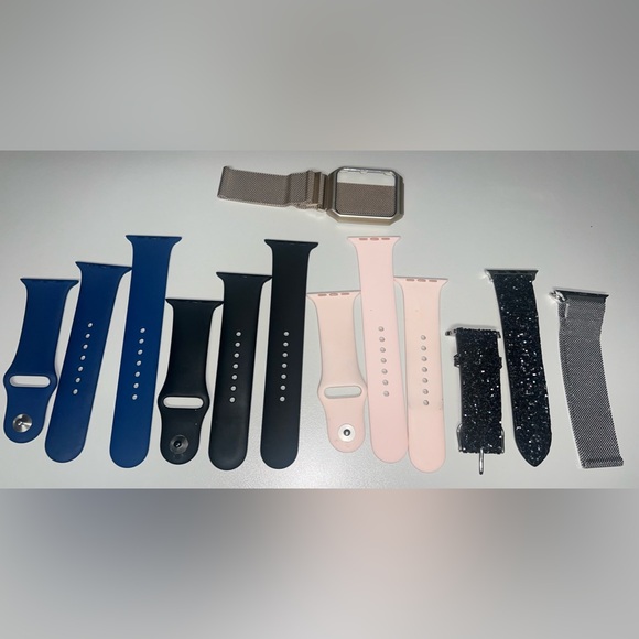 Apple Watch (Series 1) 42mm Smartwatch Aluminum Case, Model A1803 - Picture 5 of 5